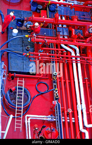 Southampton oliatore linee carburante rabbocco di carburazione Aurora Foto Stock
