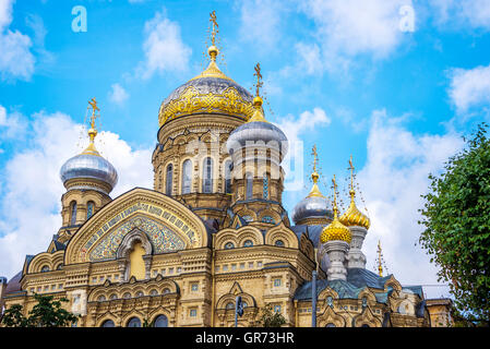 Chiesa dell'Assunzione della Beata Vergine Maria, di San Pietroburgo Russia Foto Stock