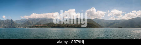 Monte Isola nel lago d'Iseo in Italia Foto Stock