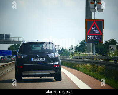 Europa Germania autostrada tedesca autostrada Expressway Ingorgo segno Foto Stock