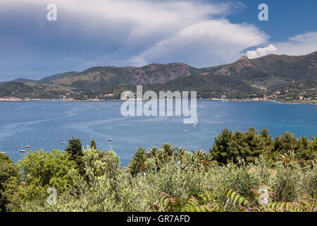 Il paesaggio nei pressi di Portoferraio, Isola d'Elba, Toscana, Italia, Europa Foto Stock