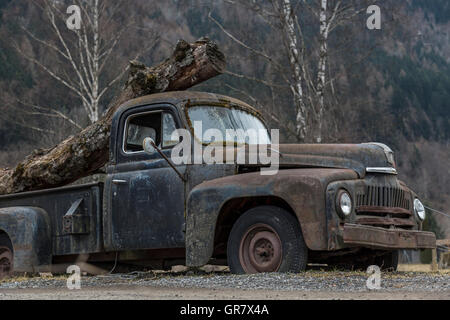 Oldtimer in disuso risvegliati sentimenti di nostalgia Foto Stock