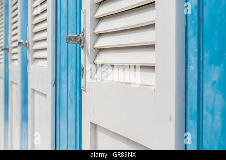 Beach Cottage dettagli su una spiaggia ligure Foto Stock