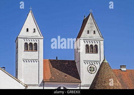 La Chiesa di San Giovanni Battista anche chiamato Welfenmünster è ora considerato come una delle principali attrazioni del angolo di Pfaff Foto Stock