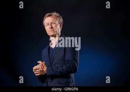 Peter Terrin, il romanziere belga e breve storia scrittore, all'Edinburgh International Book Festival. Edimburgo, Scozia. 27 Agosto 2016 Foto Stock