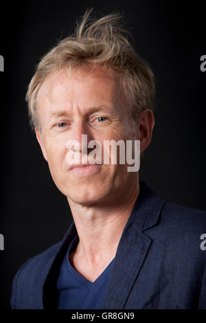 Peter Terrin, il romanziere belga e breve storia scrittore, all'Edinburgh International Book Festival. Edimburgo, Scozia. 27 Agosto 2016 Foto Stock