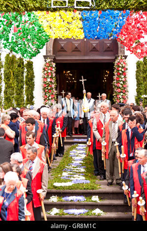 Processione a Santana sull'isola di Madera Foto Stock