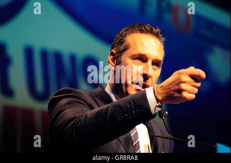 Fpö incontrare nuovi 2015 H.C.Strache Foto Stock