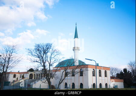 Moschea a Hubertusdamm In Vienna-Floridsdorf Foto Stock