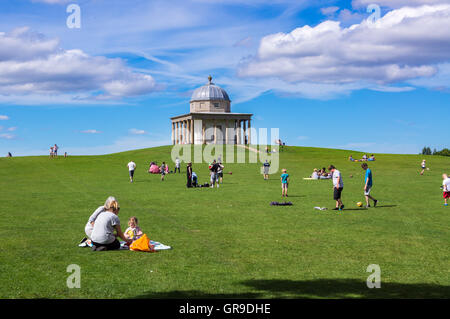 Tempio di Minerva, 1754-7, da James Paine e John Bell, Hardwick Park, Sedgefield, County Durham, Inghilterra Foto Stock