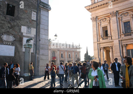 Il colle Capitolino, la lupa e i fratelli gemelli Romolo e Remo, Roma, lazio, Italy Foto Stock