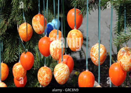 Dipinto di uova di Pasqua Foto Stock