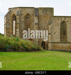 La rovina della chiesa del beller vicino a Eckelsheim In Rhinehesse Foto Stock