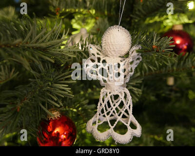 Addobbi natale Angelo e sfere Foto Stock