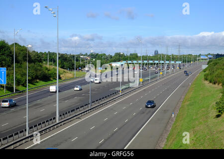 M6 autostrada a pedaggio a grande Wyrley toll plaza Foto Stock