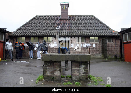 Il famoso spogliatoio il blocco alla East Marsh, Hackney Marshes è utilizzato per l'ultima volta. L'edificio è programmata per demolitio Foto Stock