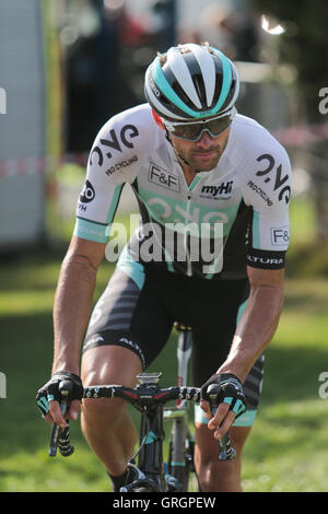 Builth Wells, Wales, Regno Unito. Il 7 settembre, 2016. Mark Cavendish nella foto dopo la fine della tappa 4 tappa del tour della Gran Bretagna 2016 cycle race Foto Stock