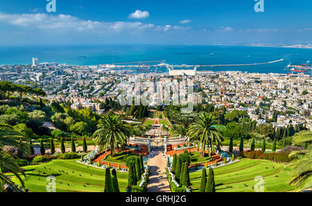 Vista sui giardini Bahai di Haifa Foto Stock