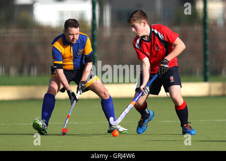 Upminster HC 3° XI vs Chelmsford 3° XI, Est Hockey League presso la società di revisione Coopers e Coborn School, Upminster, Inghilterra il 23/01/2016 Foto Stock