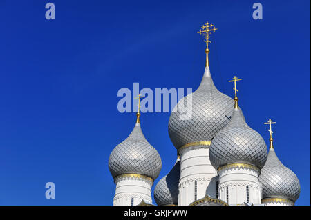 Cupole di Rostov il Cremlino, Golden ring, Russia Foto Stock