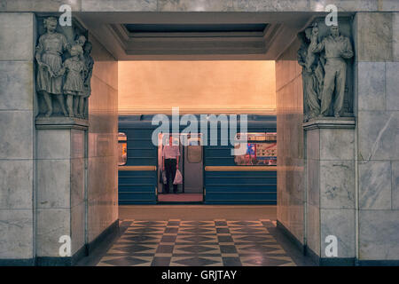 Elektrozavodskaja La stazione della metropolitana di Mosca, Russia Foto Stock