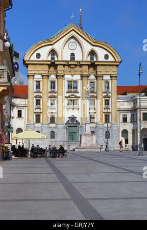 La Chiesa delle Orsoline della Santissima Trinità, Lubiana, Slovenia. Foto Stock
