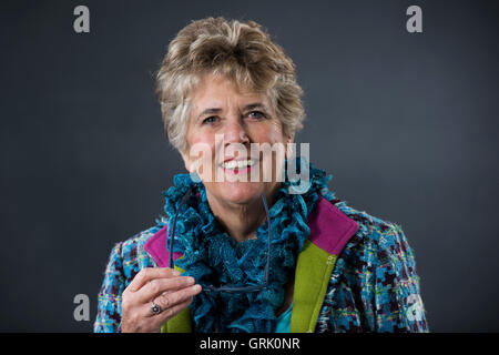 Il ristoratore, catering, presentatore della televisione/emittente, giornalista, cucina scrittore e romanziere Prue Leith. Foto Stock