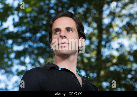 Record di lunga distanza ciclista britannica, avventuriero, emittente, documentarista e scrittore Mark Beaumont. Foto Stock