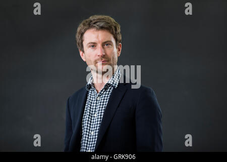 Scrittore freelance, giornalista, critico ed emittente Andrew Dickson. Foto Stock