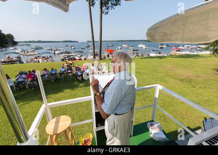 Chiesa in barca sul Lago di Marion, Carolina del Sud. Guidati dal Rev. Il dottor Reginald Thackston, un pensionato Regno ministro Methodist. Foto Stock