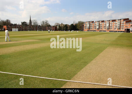 Vista generale di Fenner's Cricket Ground e Università di Cambridge, durante il Cambridge MCCU vs Essex CCC - amichevole partita di cricket - 02/04/12 Foto Stock