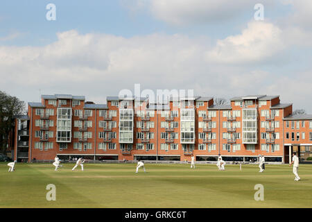 Vista generale di Fenner's Cricket Ground e Università di Cambridge, durante il Cambridge MCCU vs Essex CCC - amichevole partita di cricket - 02/04/12 Foto Stock