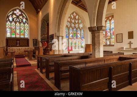 Chiesa di San Pietro un Il Grade ii Listed chiesa parrocchiale. Doddington Hall e giardini, Lincolnshire, Regno Unito. Giugno 2016. Foto Stock