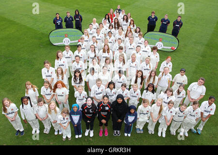 Essex Cricket donne e ragazze Pyramid - Essex CCC donne e ragazze premere giorno presso l'Essex County Ground, Chelmsford - 11/04/14 Foto Stock