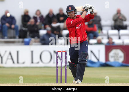 Tom Westley in azione di ovatta per Essex - Northamptonshire Steelbacks vs Essex Eagles - Royal London One-Day Cup al County Ground, Northampton - 21/08/14 Foto Stock