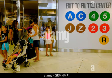 L'ingresso della stazione metropolitana a occhio,il World Trade Center Hub di trasporto,New York City,USA Foto Stock