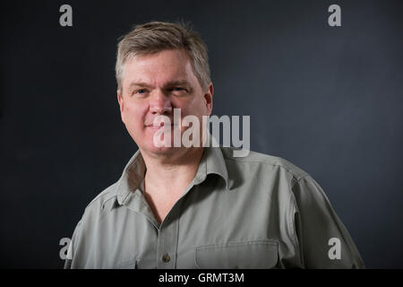 Inglese boscaiolo, istruttore imprenditore, autore e presentatore TV Ray Mears. Foto Stock