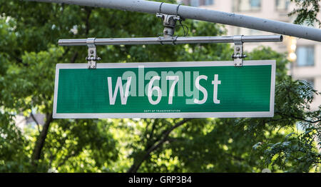 Segno di strada nella città di New York. Foto Stock