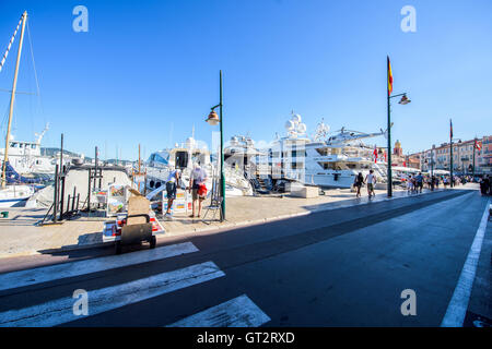 Porto di Saint-Tropez Foto Stock