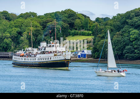 La MV Balmoral crociera panoramica in barca il Menai Strait Anglesey nel Galles del Nord. Foto Stock