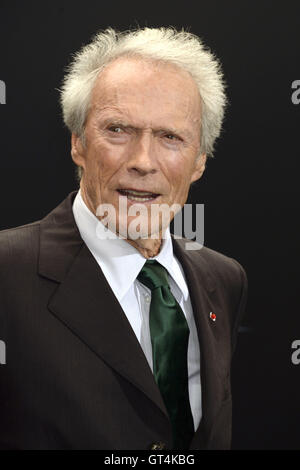 La città di New York. 6 Sep, 2016. Clint Eastwood assiste il 'Sully' New York premiere a Alice Tully Hall, Lincoln Center il 6 settembre 2016 a New York City. | Verwendung weltweit/picture alliance © dpa/Alamy Live News Foto Stock