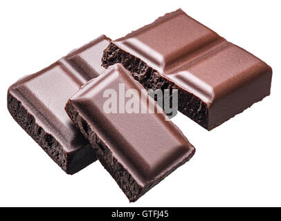 Pezzi di barra di cioccolato. Il file contiene i tracciati di ritaglio. Foto Stock
