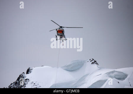 Hubschrauber, Mont Blanc-Massiv, Chamonix Frankreich. Foto Stock