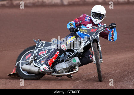 Stuart Robson di Lakeside Martelli pratiche su pista - Lakeside Martelli Speedway premere & Pratica presso Arena Essex Raceway - 17/03/10 Foto Stock