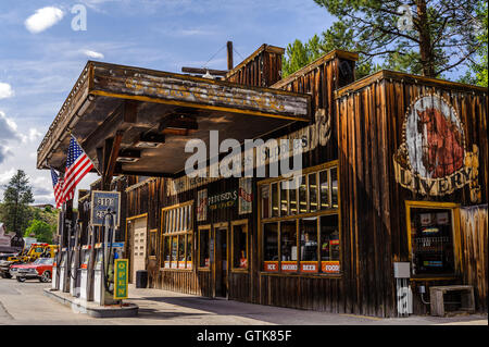 Archivio generale e la Chevron Gas Station in Winthrop , nello stato di Washington, USA Foto Stock