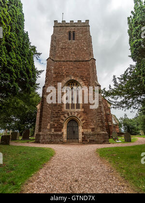 San Clemente, Chiesa di Powderham su una calda giornata d'estate. Foto Stock