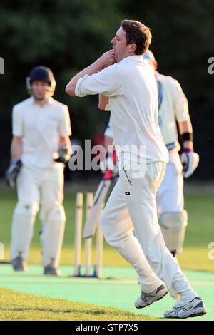 Londra i campi CC vs Victoria Lounge CC - Victoria Park Comunità Cricket League - 16/06/09 Foto Stock