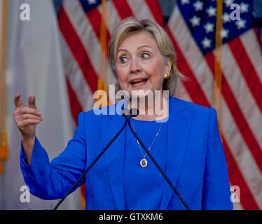 Kansas City, Missouri, Stati Uniti d'America 8 Settembre, 2016 Hillary Clinton affronta la Nazionale Convenzione battista Credito: Mark Reinstein Foto Stock