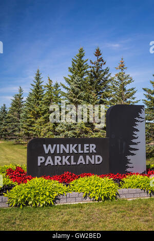 Il Winkler Parklands firmare all'entrata del parco di Winkler, Manitoba, Canada. Foto Stock