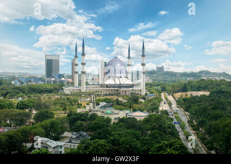 Masjid Sultan Salahuddin Abdul Aziz Shah o Moschea Blu in Shah Alam ,Selangor, Kuala Lumpur, Malesia. Il Sultano Salahuddin Abdul Foto Stock